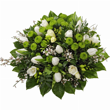 Blumenstrauß Der Blumenstrauß besteht aus 10 weiße Tulpen, 5 weiße Freesien, weißer Ginster, grüne Chrysanthemen, Pistazie und Salal.