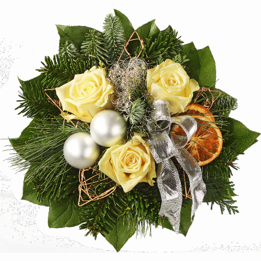 Blumenstrauß ″Lucia″ bestehend aus 3 cremefarbene Rosen, Orangenscheiben, Rebenmanschette, silberne Dekokugeln, silberne Schleife, Engelshaar, verschiedenes Beiwerk.
